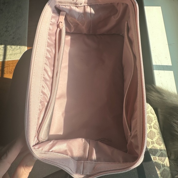 Pink Beis Dopp Kit - Picture 6 of 6